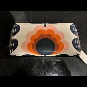 Orla Kiely Summer flower stem big zip wallet